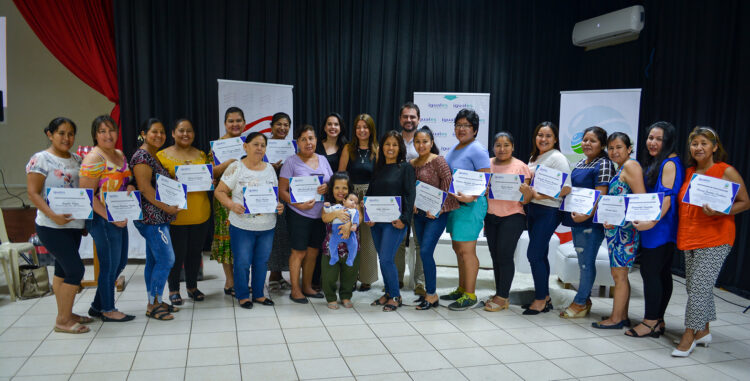 Fundación Coca-Cola de Bolivia y Fundación Iguales graduaron a primeras “Emprendedoras con propósito”