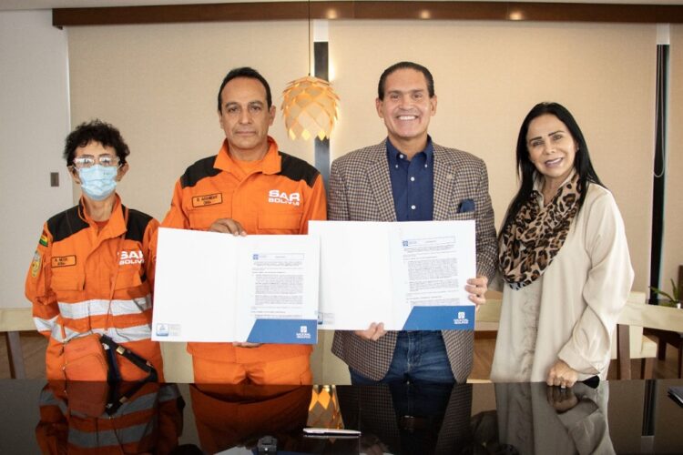 Nacional Seguros entrega 471 pólizas personales de seguro al Grupo de Salvamento S.A.R.