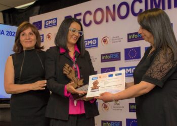 CBN es reconocida en cinco categorías por su contribución al desarrollo económico y social del país
