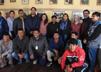 CAF comparte con autoridades de Colombia la experiencia del programa boliviano “Mi Agua”