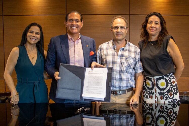 Nacional Seguros se alía con Fundación Rama para apoyar su labor de plantación de árboles