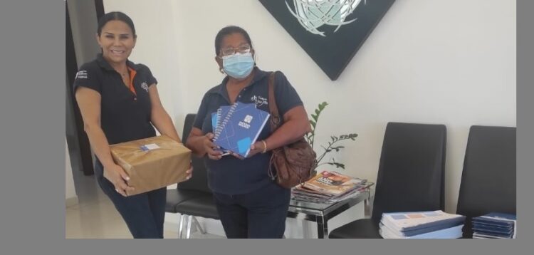 Nacional Seguros dota de material escolar a niños y niñas de Aldeas SOS y de Fundación Niño Feliz