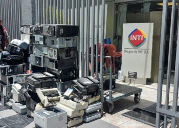 Baterías, tóners y partes usadas del CPU: conozca el tratamiento que le da INTI a los RAEEs