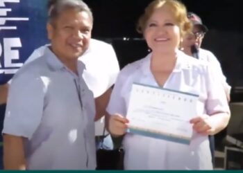 CRE entrega certificados a más de 1000 personas de los distritos cruceños 10, 11 y 1 que fueron capacitados en distintos oficios