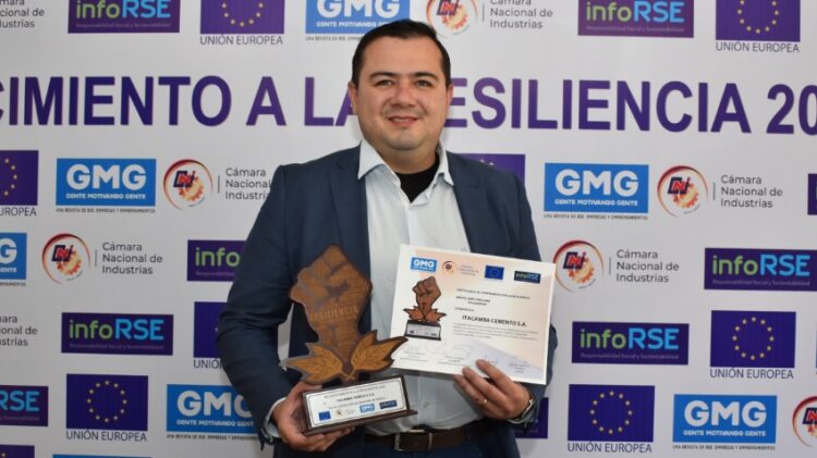 Itacamba recibe el Premio a la Resiliencia 2022 por su empleabilidad y solidaridad