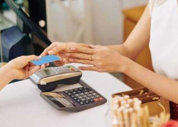 Porcentaje de bolivianas que acceden a productos de crédito en el sistema formal creció a 32% en un año, revela estudio de Credicorp