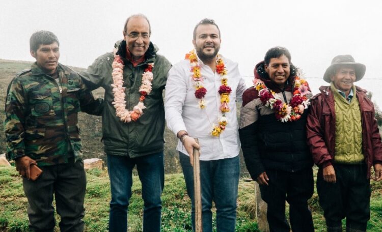 CBN y su marca de Agua SOMOS firman un convenio para garantizar agua segura para la comunidad de Carbón Mayu