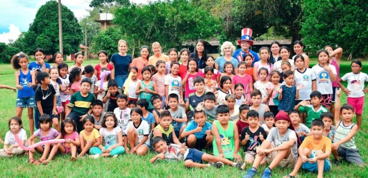 Nacional Seguros protege a 100 niños vulnerables de Hogar en Riberalta