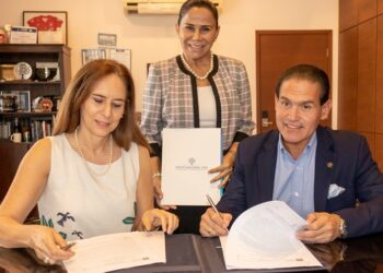 Nacional Seguros renueva apoyo a formación de emprendedores en el sistema universitario salesiano