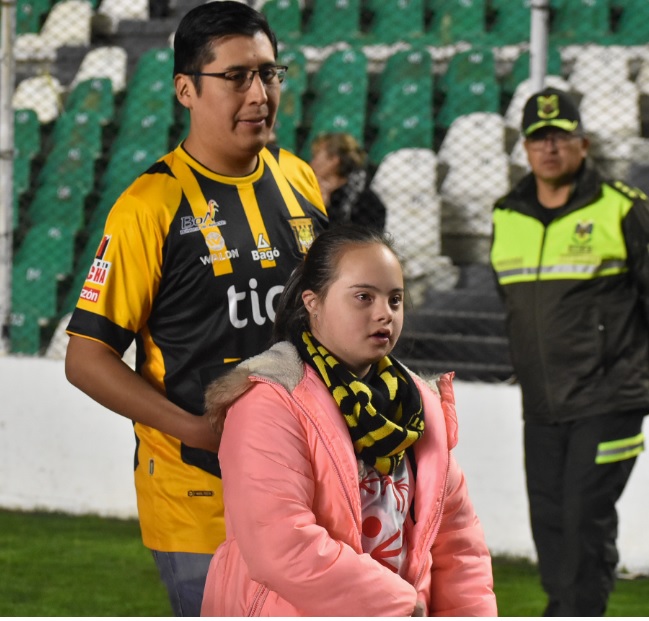 El Club #TheStrongest una institución comprometida con la inclusión social