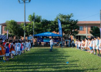Tigo y Fundación Real Madrid contribuyen a la educación y el deporte en Bolivia
