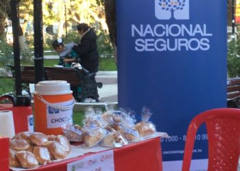 Nacional Seguros renueva convenio con el Banco de Sangre de Tarija
