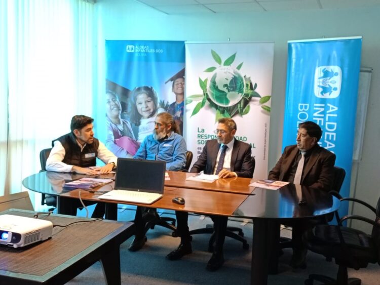 Aldeas Infantiles SOS y Banco Prodem renuevan alianza que beneficiará a 25 familias