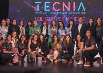TeCNIa “Liderado por Mujeres” sobrepasó las expectativas, reunió a más de doscientas industriales bolivianas
