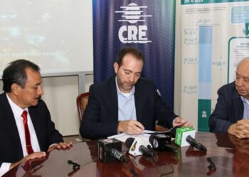 #CRE y la Uagrm firman convenio para digitalizar Canal 11 y difundir el cooperativismo