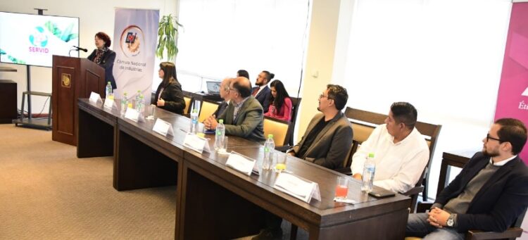 La CNI a través del Kiosco Verde y Laboratorios Bago presentan proyecto SERVID – gestión responsables de residuos hospitalarios de vidrio.