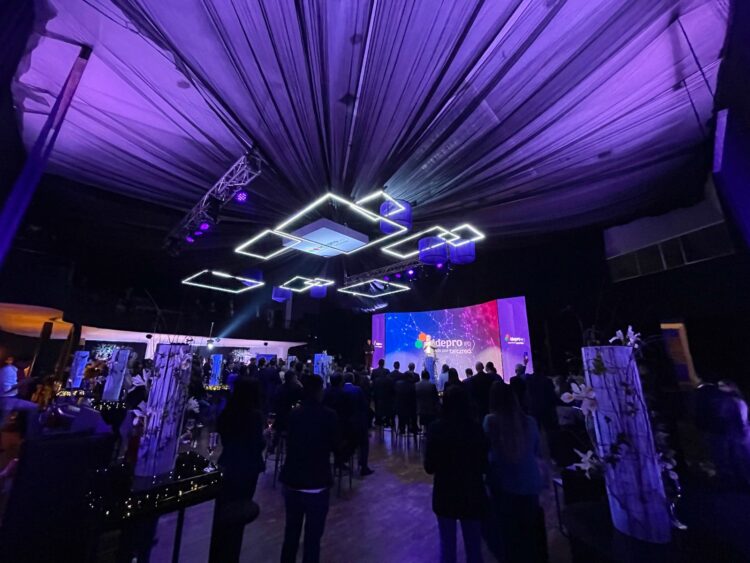 Idepro IFD revoluciona las microfinanzas bolivianas con una innovadora Aplicación móvil