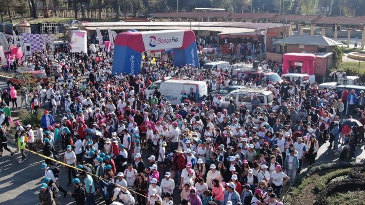 Histórica caminata en La Paz contó con más 5.000 personas que se solidarizaron con la campaña “Caminando por la Vida”