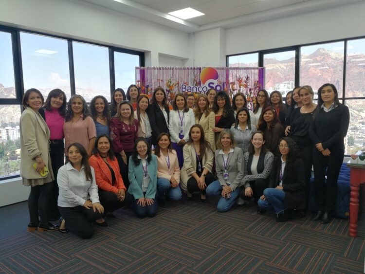 «Empoderando Líderes: Transformación a través de la Igualdad de Género»