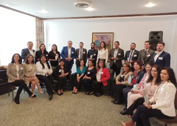 Programa de Negocios Competitivos GRI2023 en Bolivia y Best Practice en Reportes de Sostenibilidad GRI