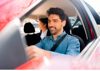 Las fiestas de fin de año más segura respetando los límites de velocidad y manejando en sobriedad