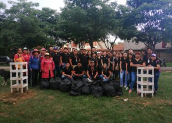 Ecolimpieza y Forestación: El Barrio Moto Méndez en Tarija luce renovado