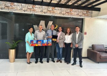 Nacional Seguros reconoce a Cooperativa Jesús Nazareno por su 60 aniversario