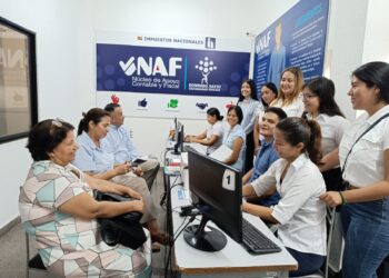 Impuestos abre seis NAF en convenio con cinco universidades públicas y privadas