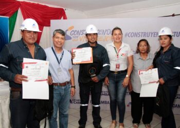 Alianza institucional de CRE permite capacitar a constructores civiles en Montero