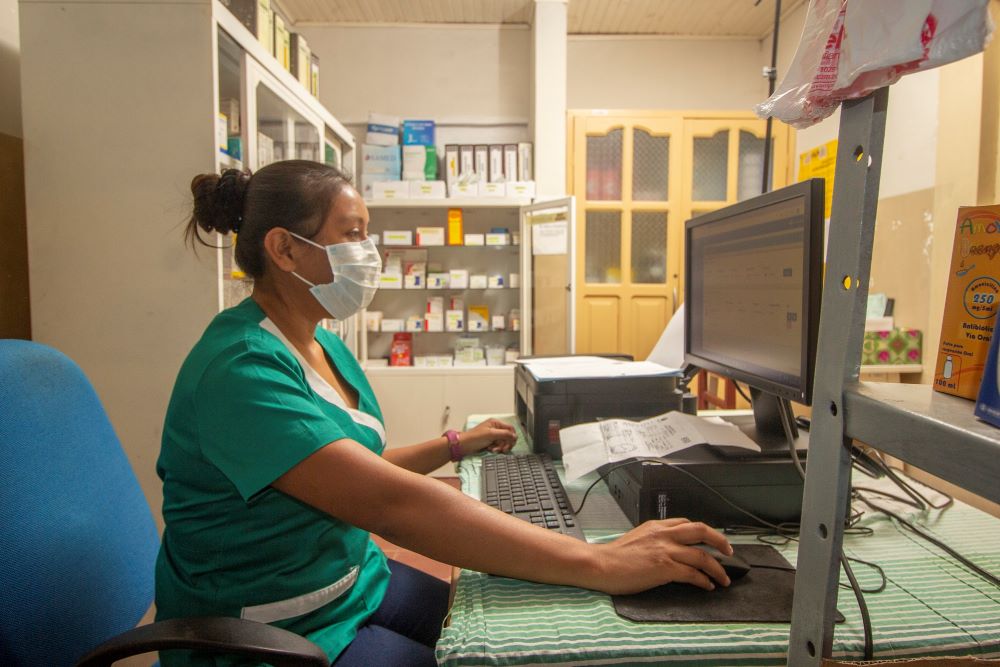 Itacamba apoya construcción de un nuevo centro de salud en Yacuses