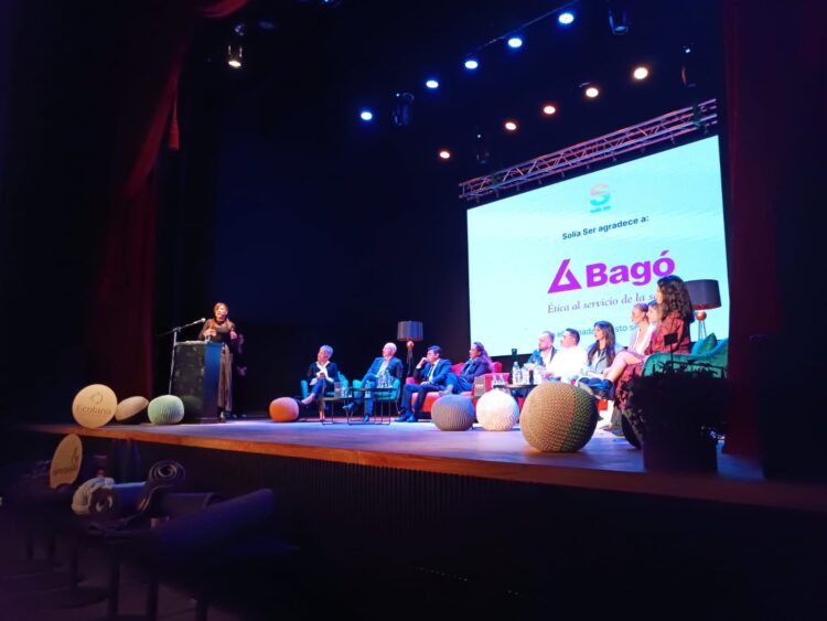 Lanzan Solía Ser,  la primera aplicación boliviana de compra y venta de ropa de segunda mano que busca “basura cero”