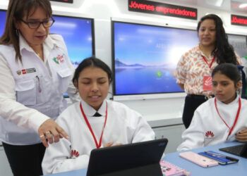 En el Día del Niño: Huawei transforma la educación digital y conecta escuelas