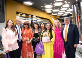 Liderazgo Nacional Femenino Empresarial y Emprendedor en el Encuentro de 2500 Mujeres Empresarias y Emprendedoras en El Alto