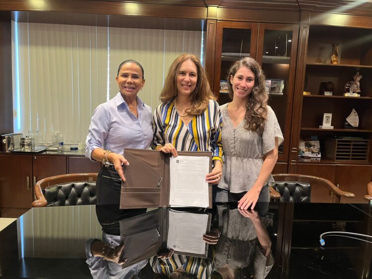 Nacional Seguros renueva alianza en beneficio de los estudiantes del sistema universitario Salesiano