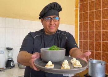 La Caldera del Diablo, una experiencia culinaria en Uyuni