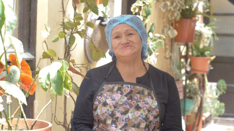 Un puesto de comida deliciosa en la Feria 16 de Julio compite con los mejores chefs