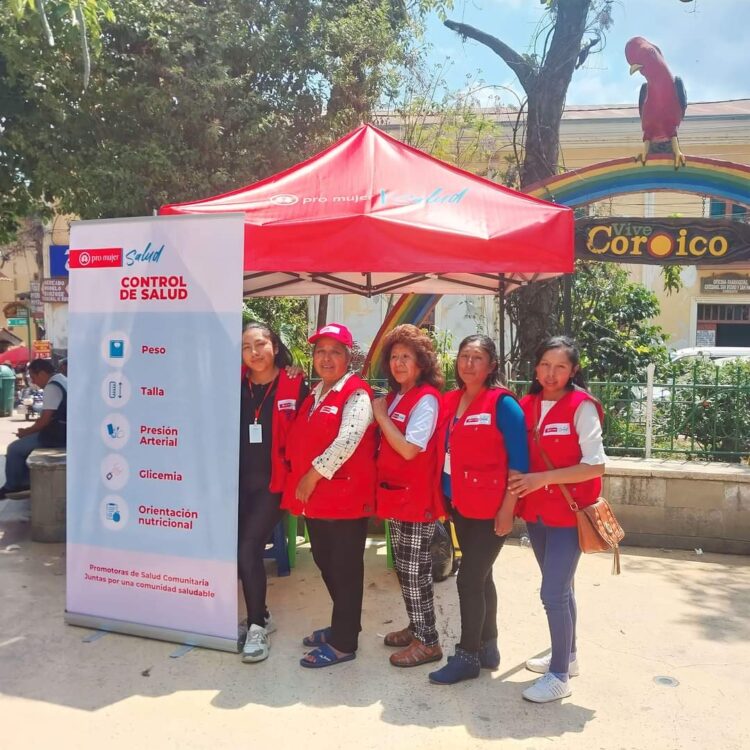 Pro Mujer alcanzó los 100.000 controles gratuitos de salud en Bolivia con su programa de salud comunitaria