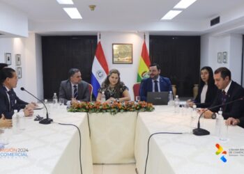 Misión Comercial Boliviana consolida relaciones con Paraguay