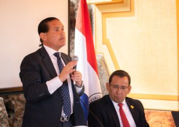 Paraguay y empresarios bolivianos ven oportunidades de inversión