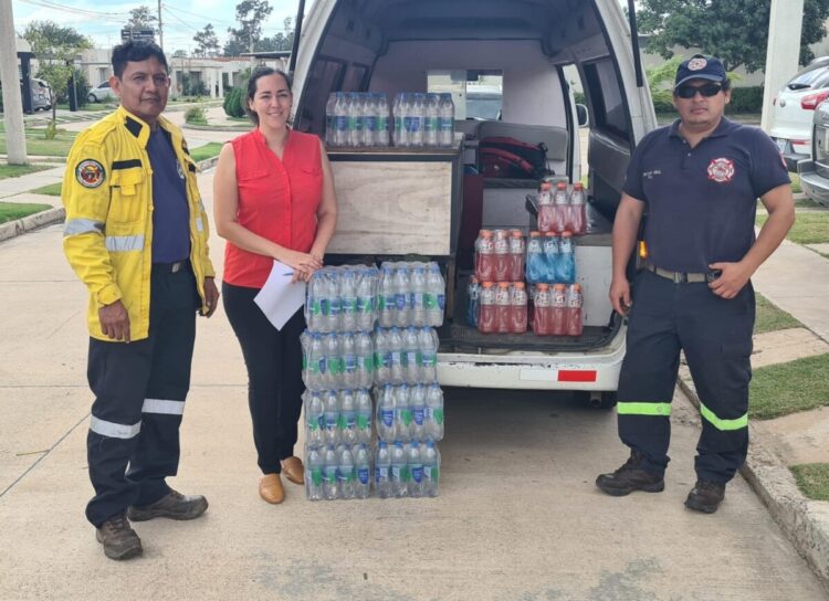 CBN apoya a bomberos y pobladores que luchan contra incendios forestales en Roboré