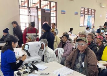 El Centro Médico Cooperativo MEDCO brindó atención gratuita a más de 250 adultos mayores en Okinawa Uno