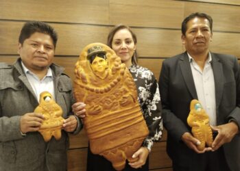 Panaderos presentan propuesta para reconocer a la t´antawawa como patrimonio cultural