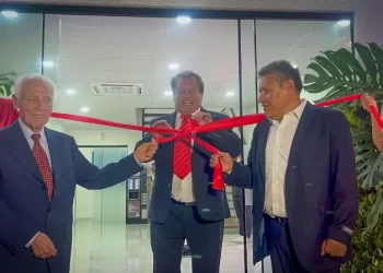 Oncoservice inaugura moderno Centro Oncológico en Santa Cruz