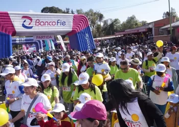 Una muestra de compromiso y solidaridad Campaña “Caminando por la Vida” a favor de niñas y niños con cáncer contó más de 4.400 personas en La Paz