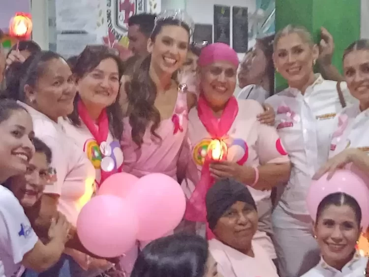 Este 18 de octubre, la Asociación de Pacientes con Cáncer de Santa Cruz realizaron una caminata