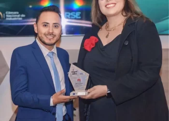 Huawei reconocida con el Galardón ‘Industrias con Impacto’ por su Programa Semillas para el Futuro