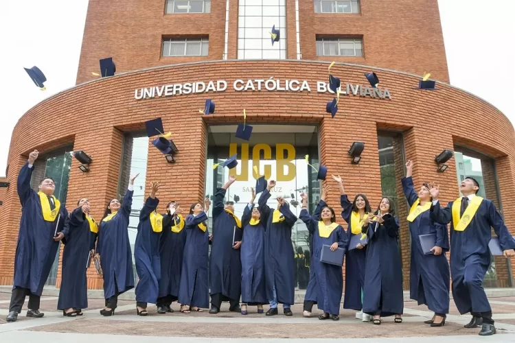 La Fundación BMSC a través de su “Programa Becas” benefició a 19 generaciones de jóvenes