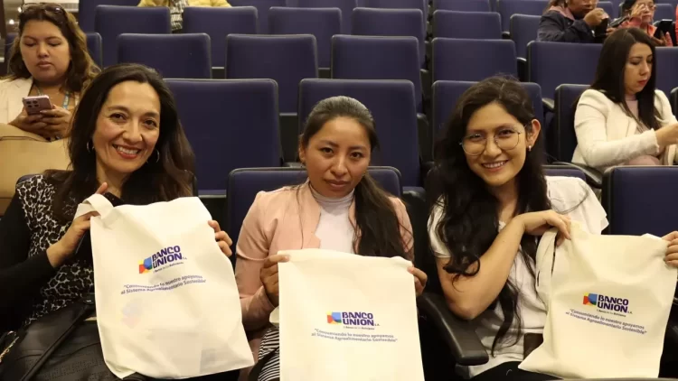 IncubaUnión Mujer: Un Proyecto del Banco para Impulsar el Comercio Internacional de Mujeres Productoras