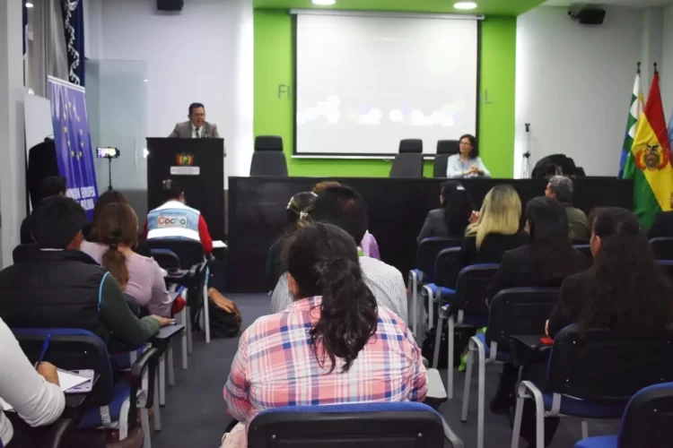 Fiscalía General Desarrolla Ciclo de Capacitación para Fortalecer la Lucha Contra la Violencia