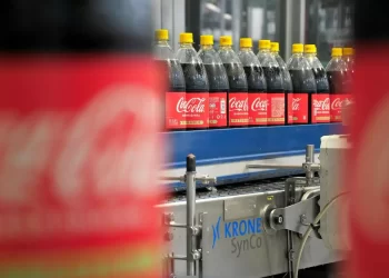 EMBOL Coca-Cola, líder de la industria de bebidas y alimentos en el Índice de Capital Constructivo 2024